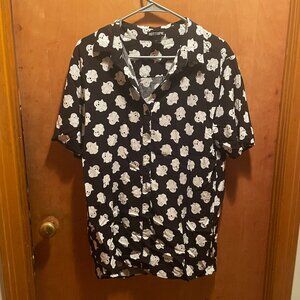 Hot Topic Ghost Button-Up Shirt